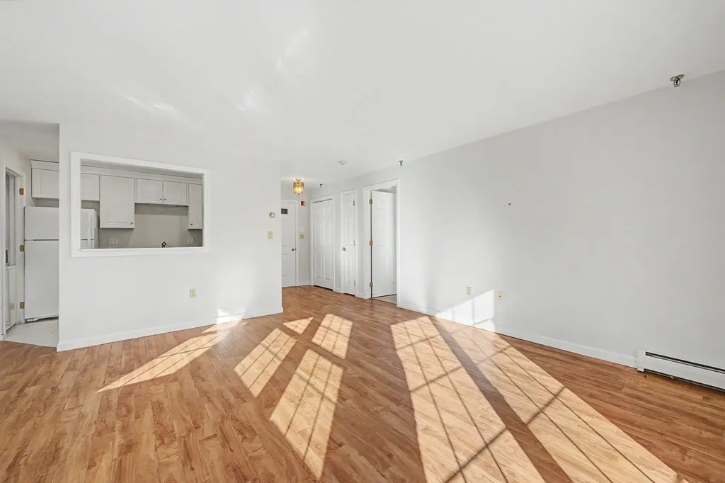 332 Parkside Road New London NH 03257