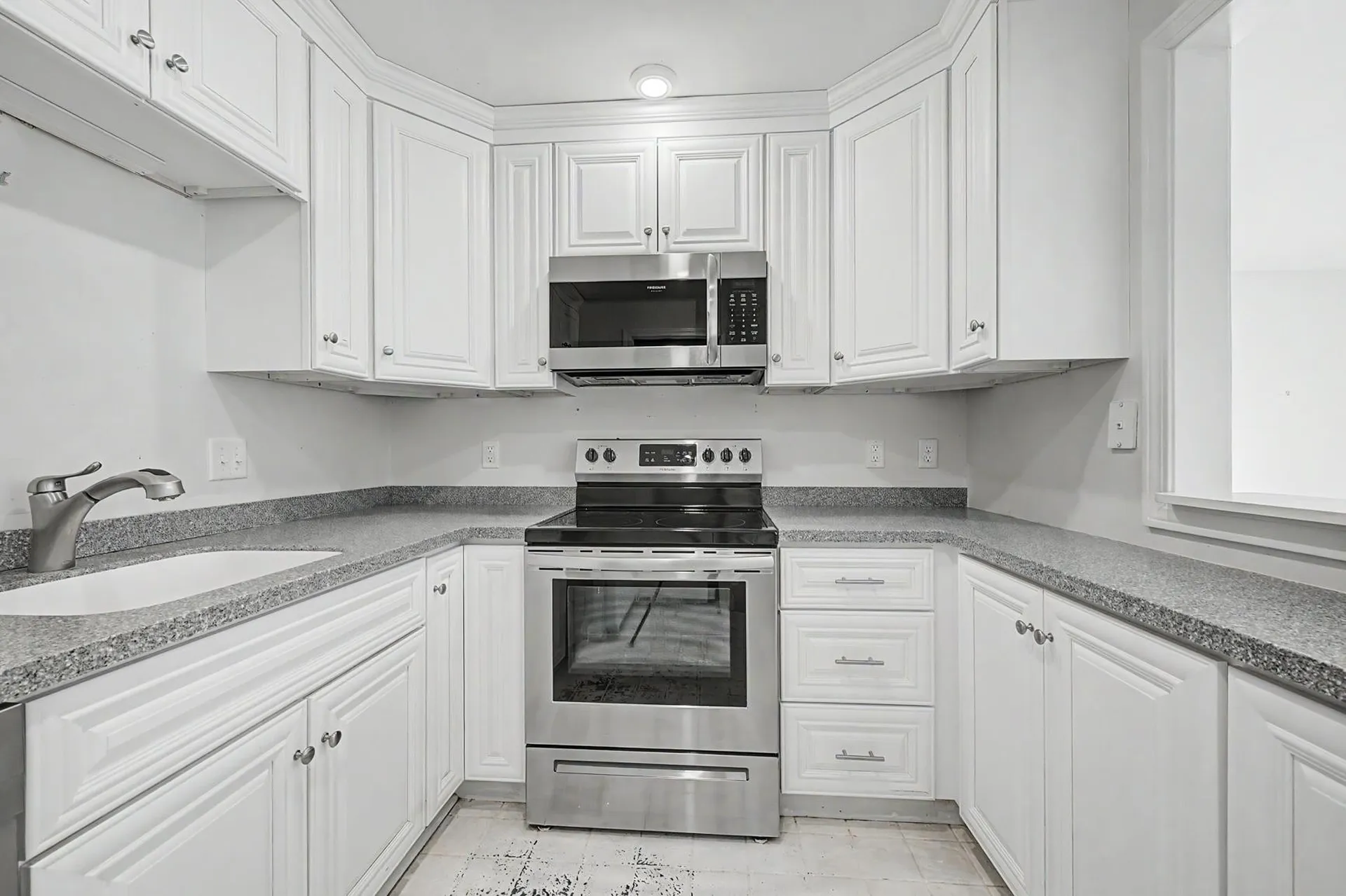 332 Parkside Road New London NH 03257