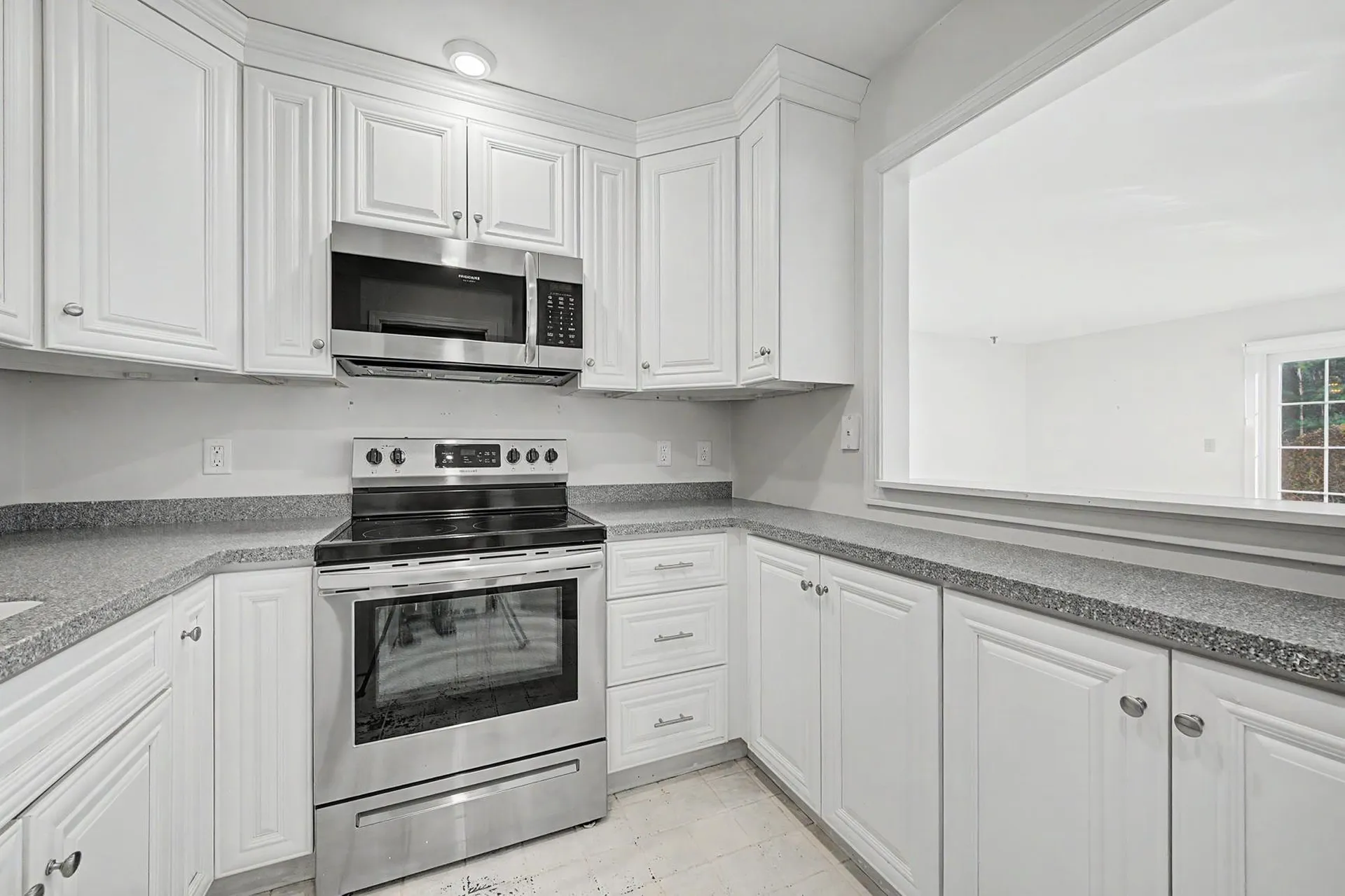 332 Parkside Road New London NH 03257