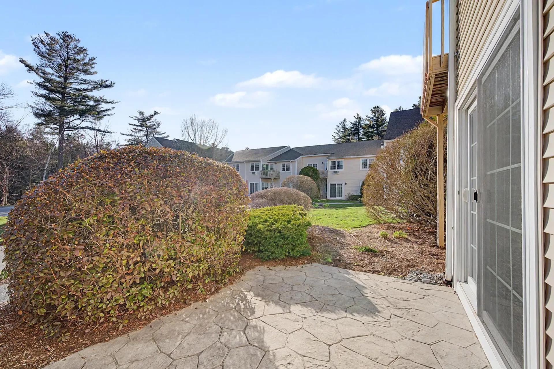 332 Parkside Road New London NH 03257