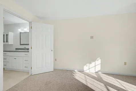 332 Parkside Road New London NH 03257