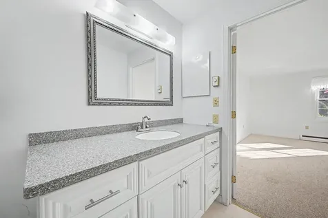 332 Parkside Road New London NH 03257
