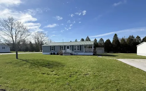 10 James Circle St. Albans Town VT 05478