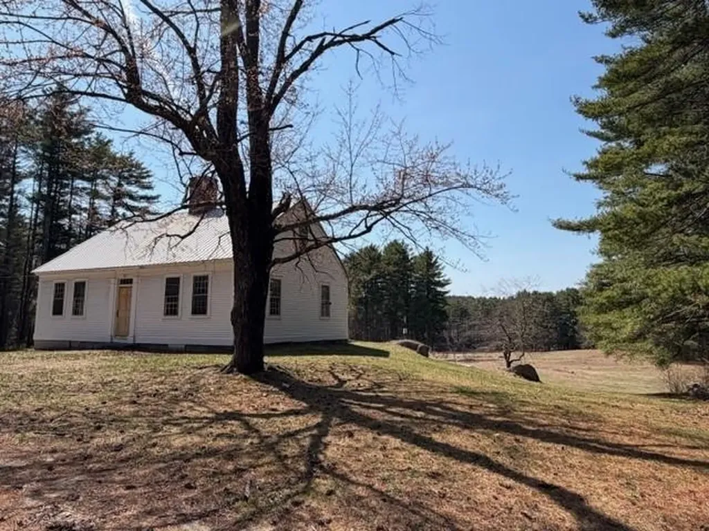 117 Ruonala Road Milford NH 03055