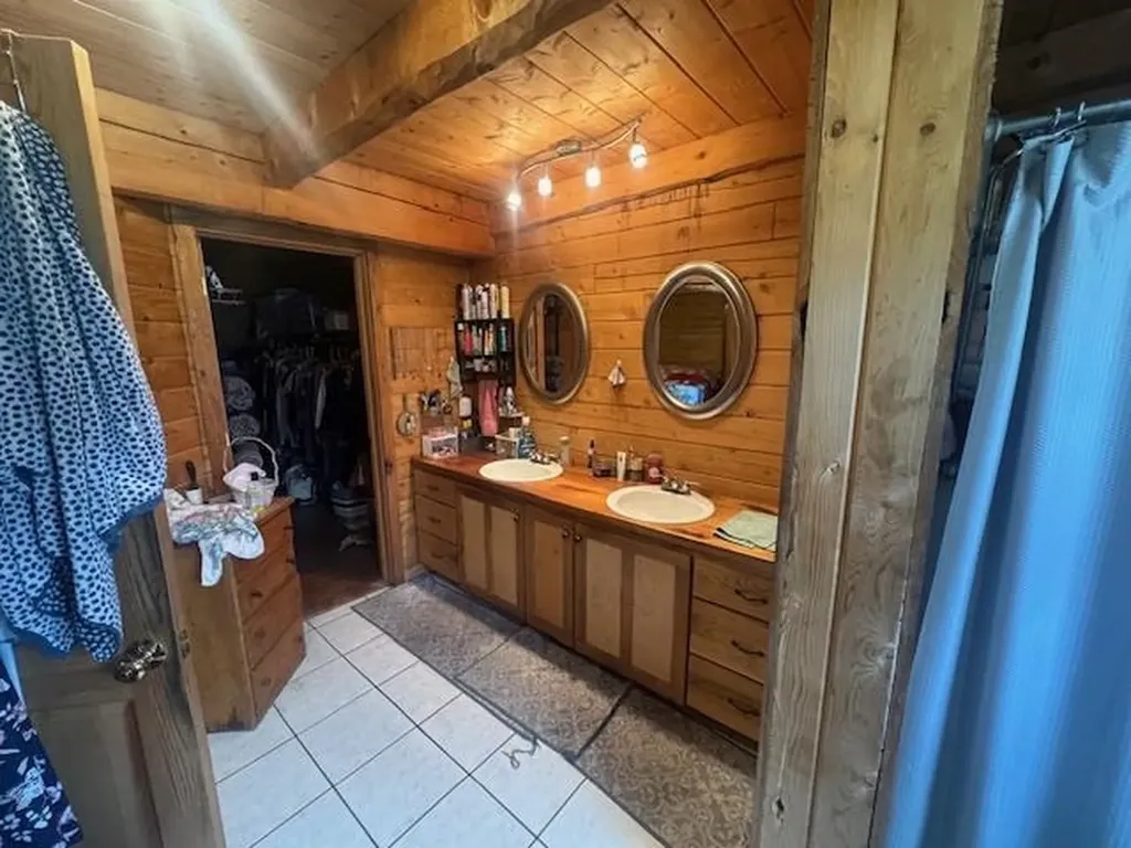 599 Collinsville Road Craftsbury VT 05826