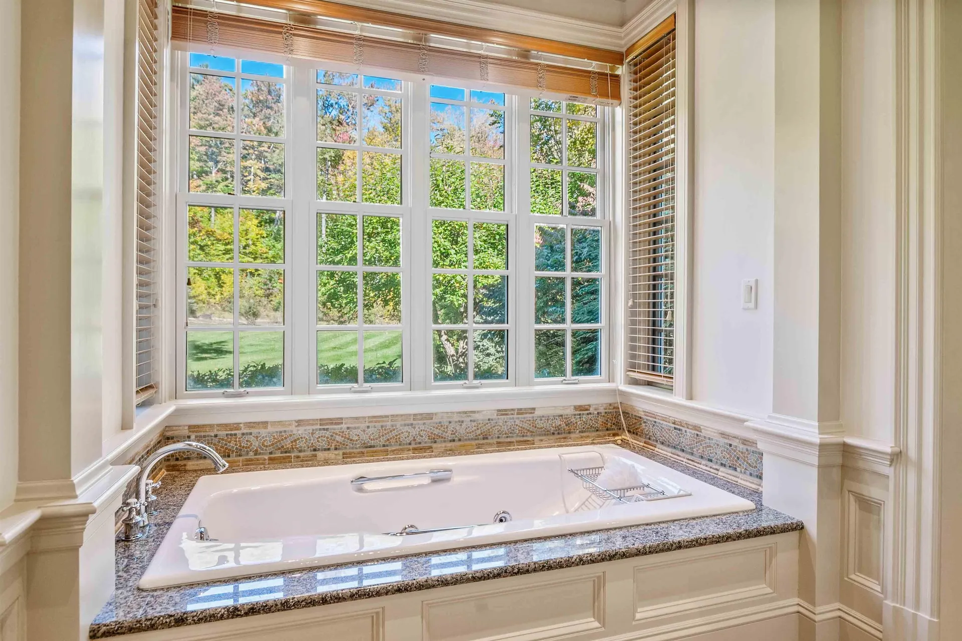 373 Lakeshore Drive New London NH 03257