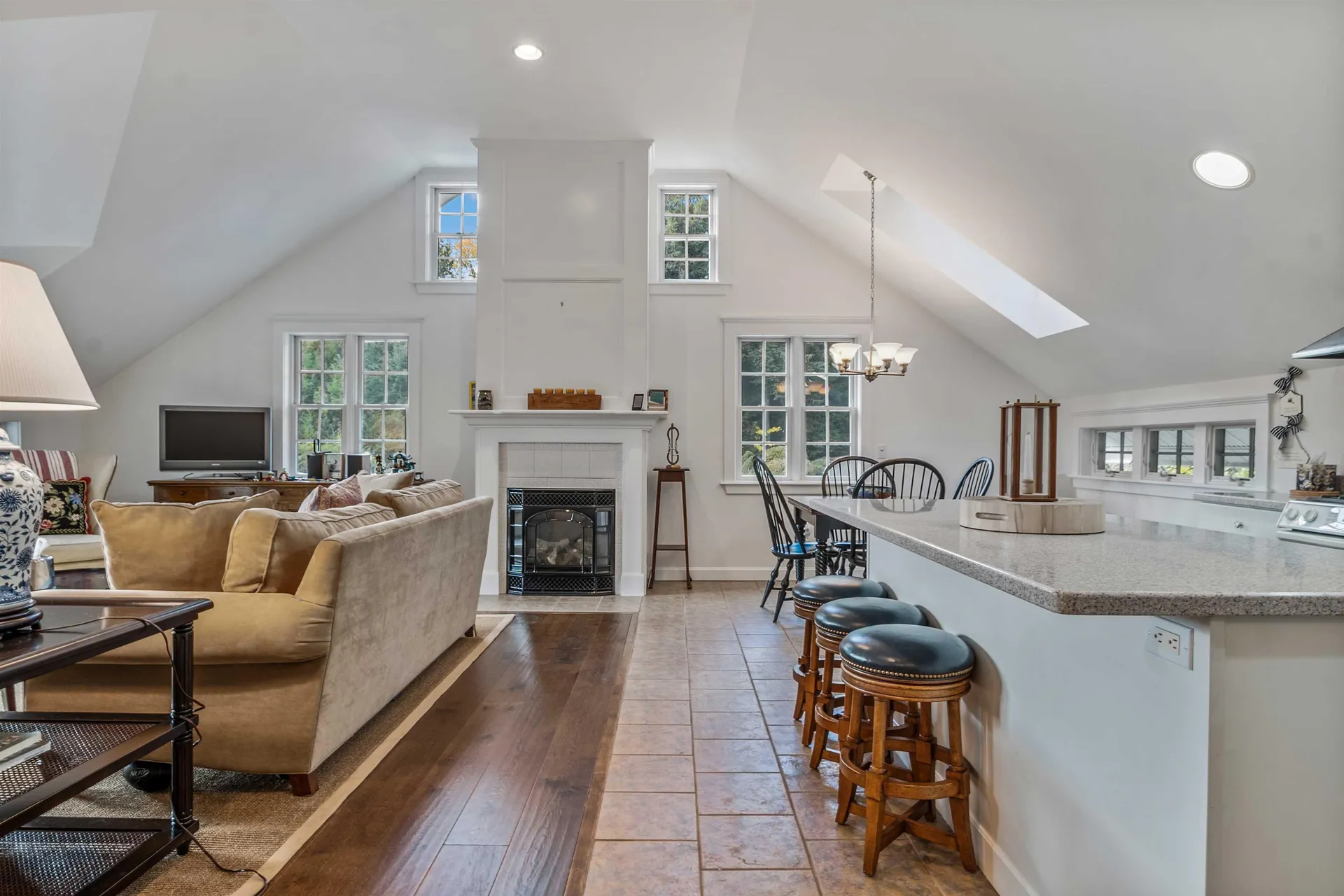 373 Lakeshore Drive New London NH 03257