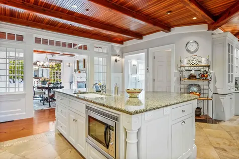 373 Lakeshore Drive New London NH 03257