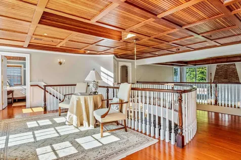 373 Lakeshore Drive New London NH 03257