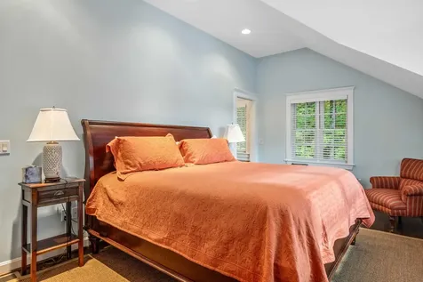 373 Lakeshore Drive New London NH 03257