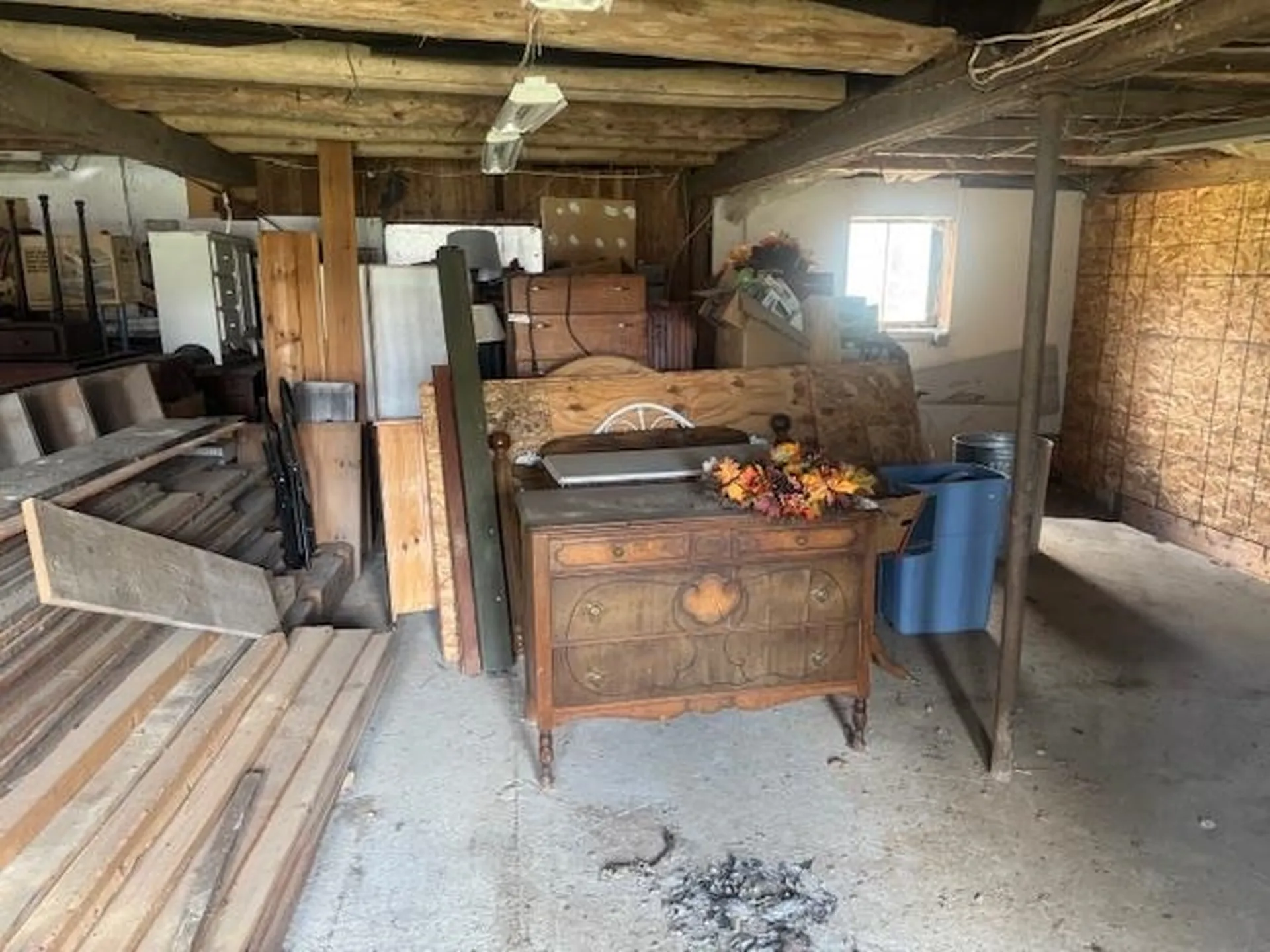 18 New Street Albany VT 05820