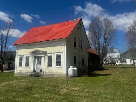 18 New Street Albany VT 05820