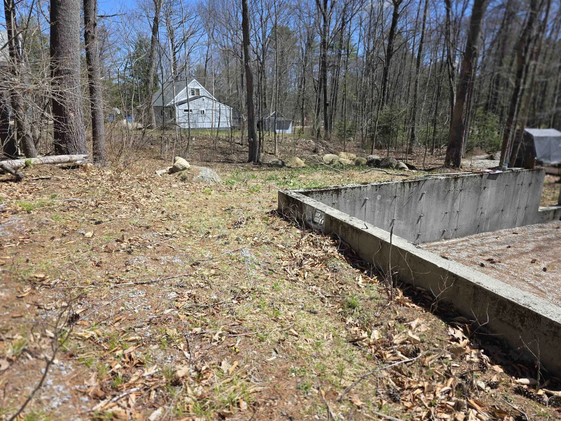 5 Rabbit Path Hillsborough NH 03244