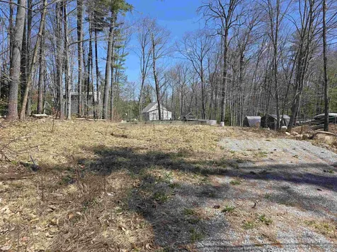 5 Rabbit Path Hillsborough NH 03244