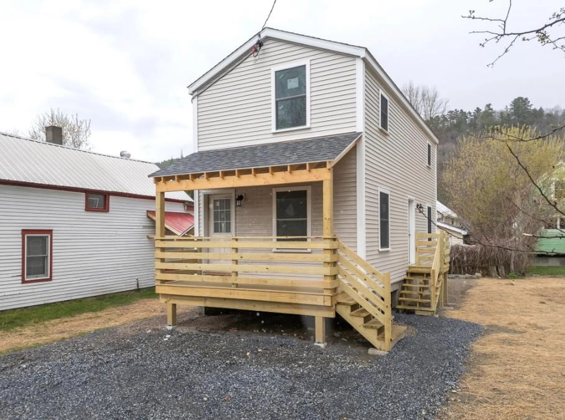 15 National Street Windsor VT 05089