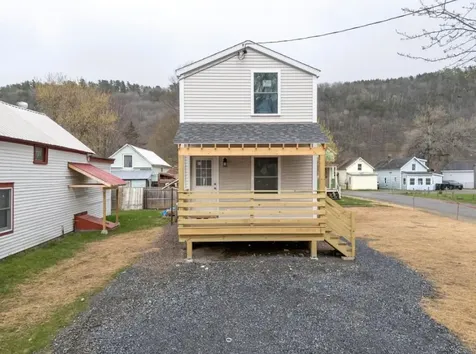 15 National Street Windsor VT 05089