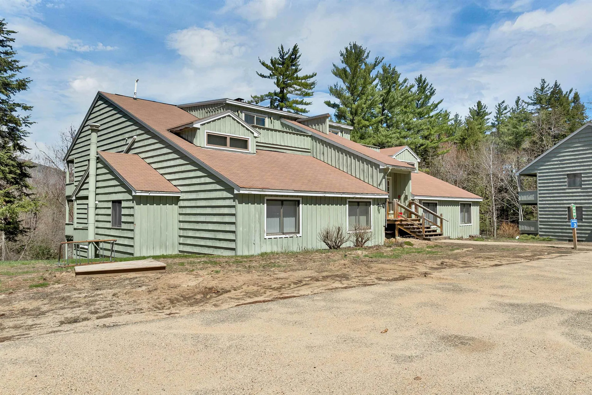 20F Seasons At Attitash Road Bartlett NH 03812