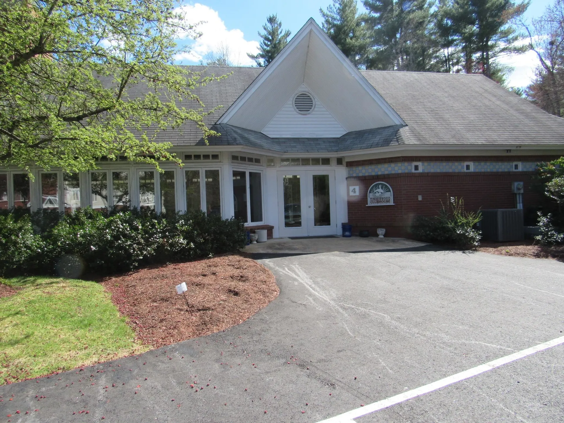 2 Timberwood Drive Goffstown NH 03045