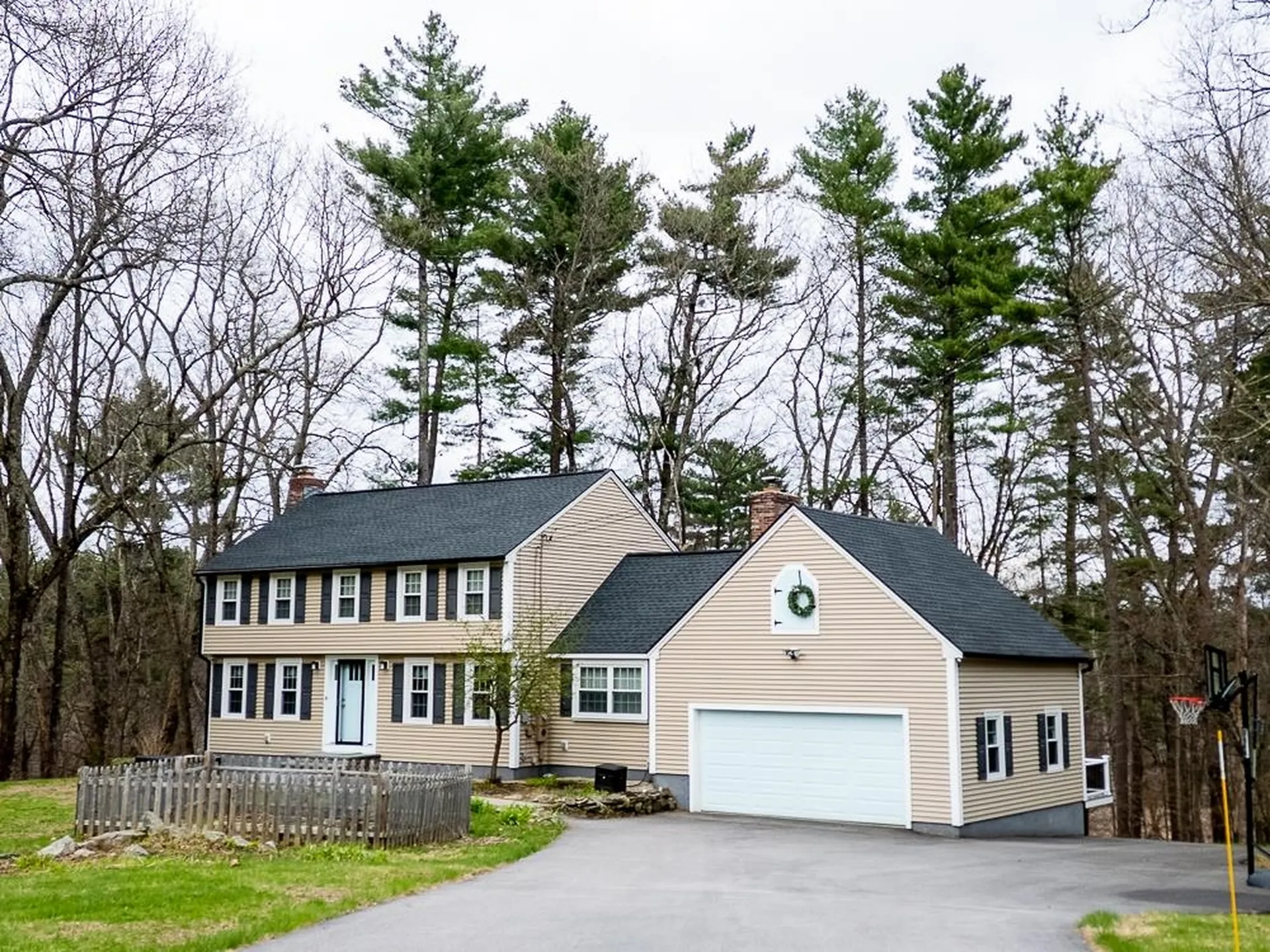 6 Hubbard Hill Road Derry NH 03038