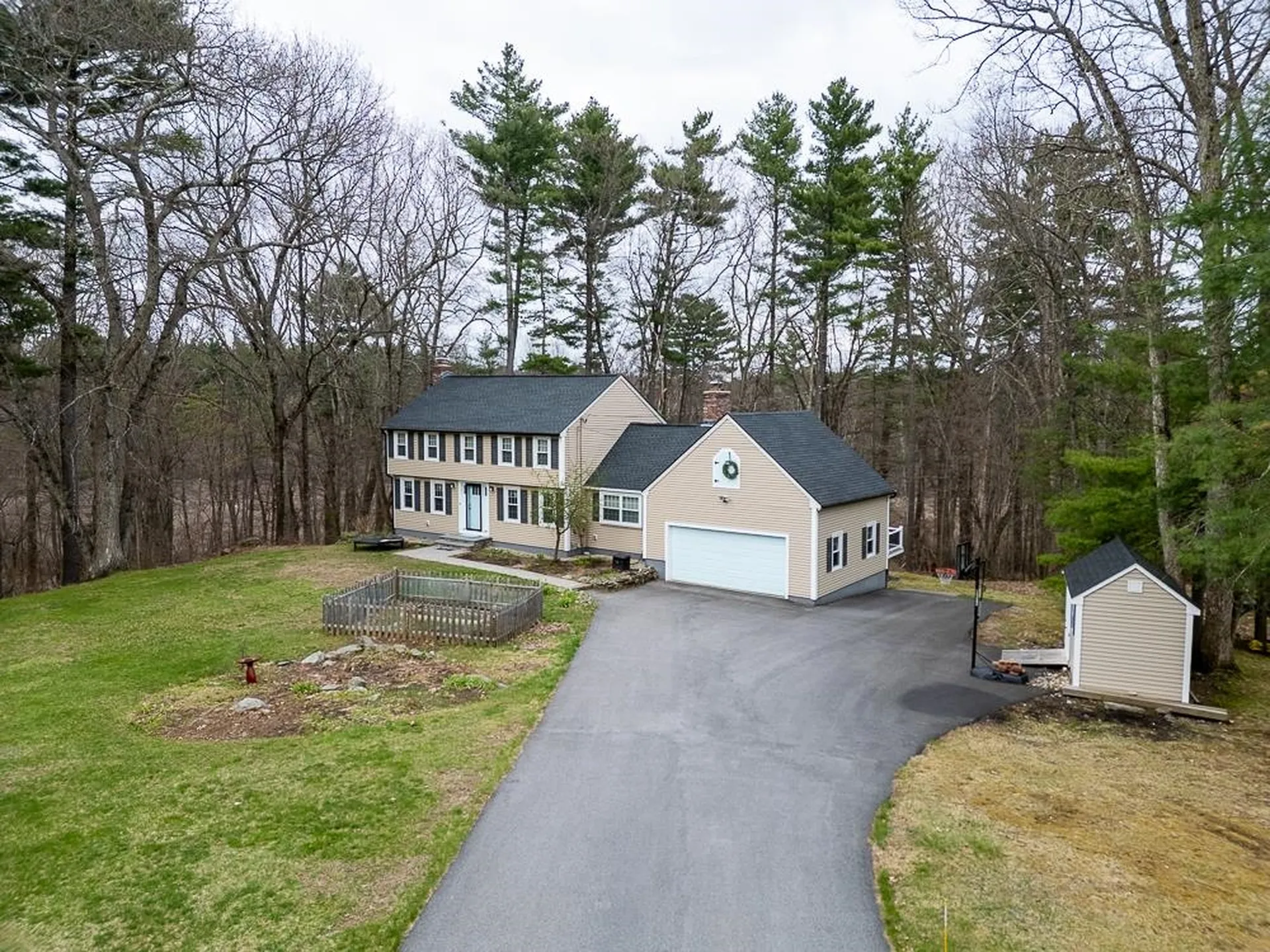 6 Hubbard Hill Road Derry NH 03038