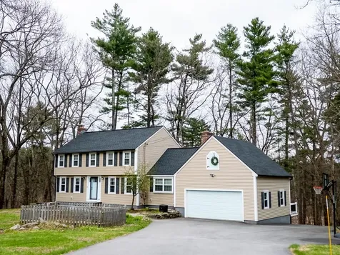 6 Hubbard Hill Road Derry NH 03038