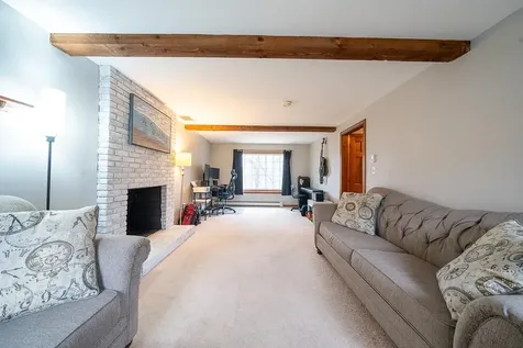 6 Hubbard Hill Road Derry NH 03038