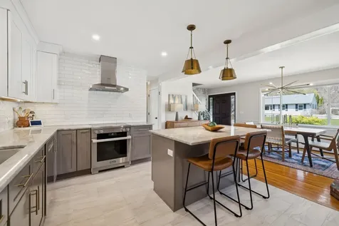 1 Appledore Avenue Exeter NH 03833