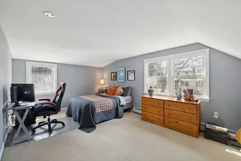 1 Appledore Avenue Exeter NH 03833