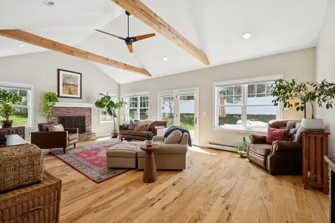 1 Appledore Avenue Exeter NH 03833