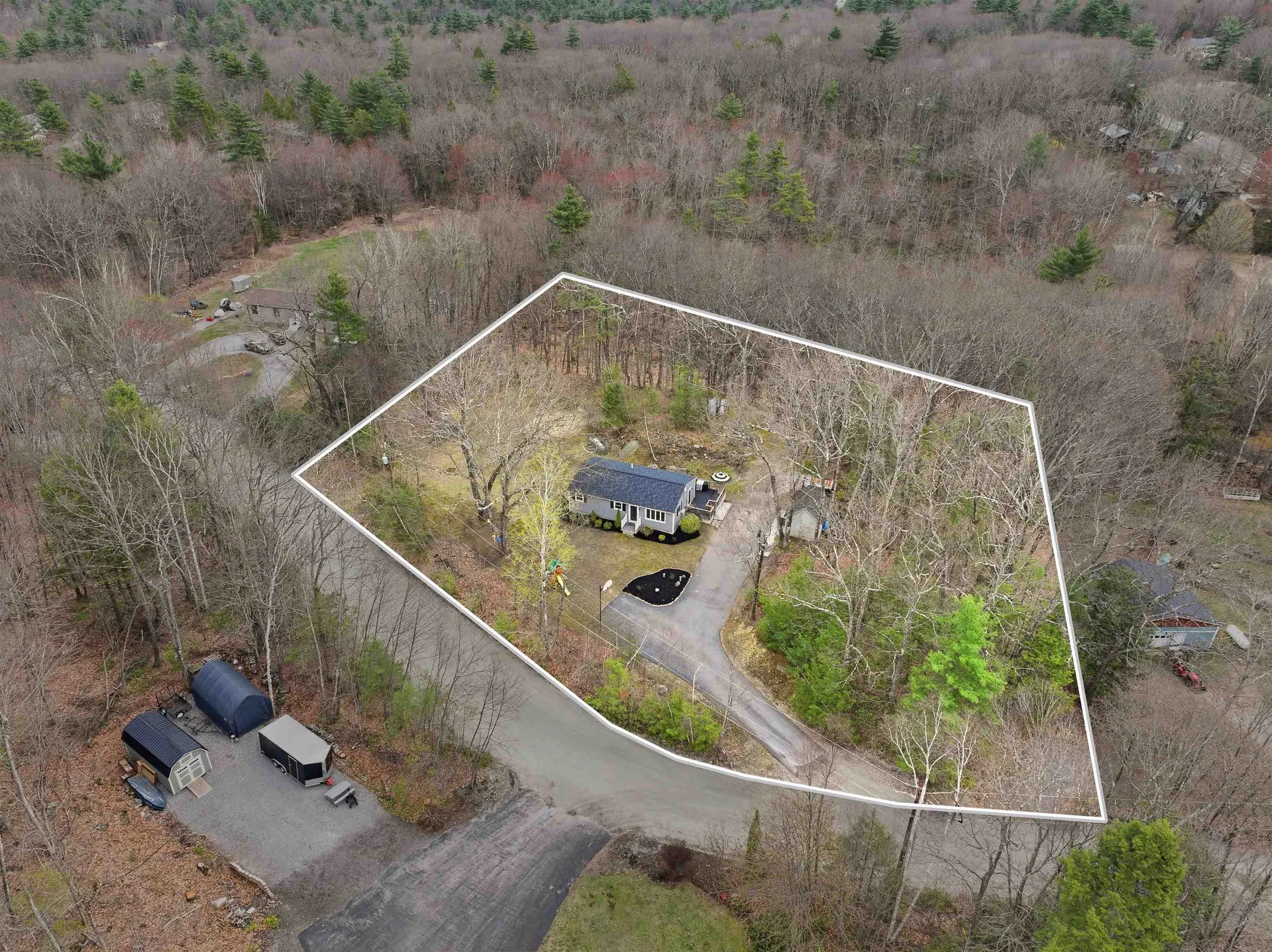 9 Tuttle Road Bedford NH 03110