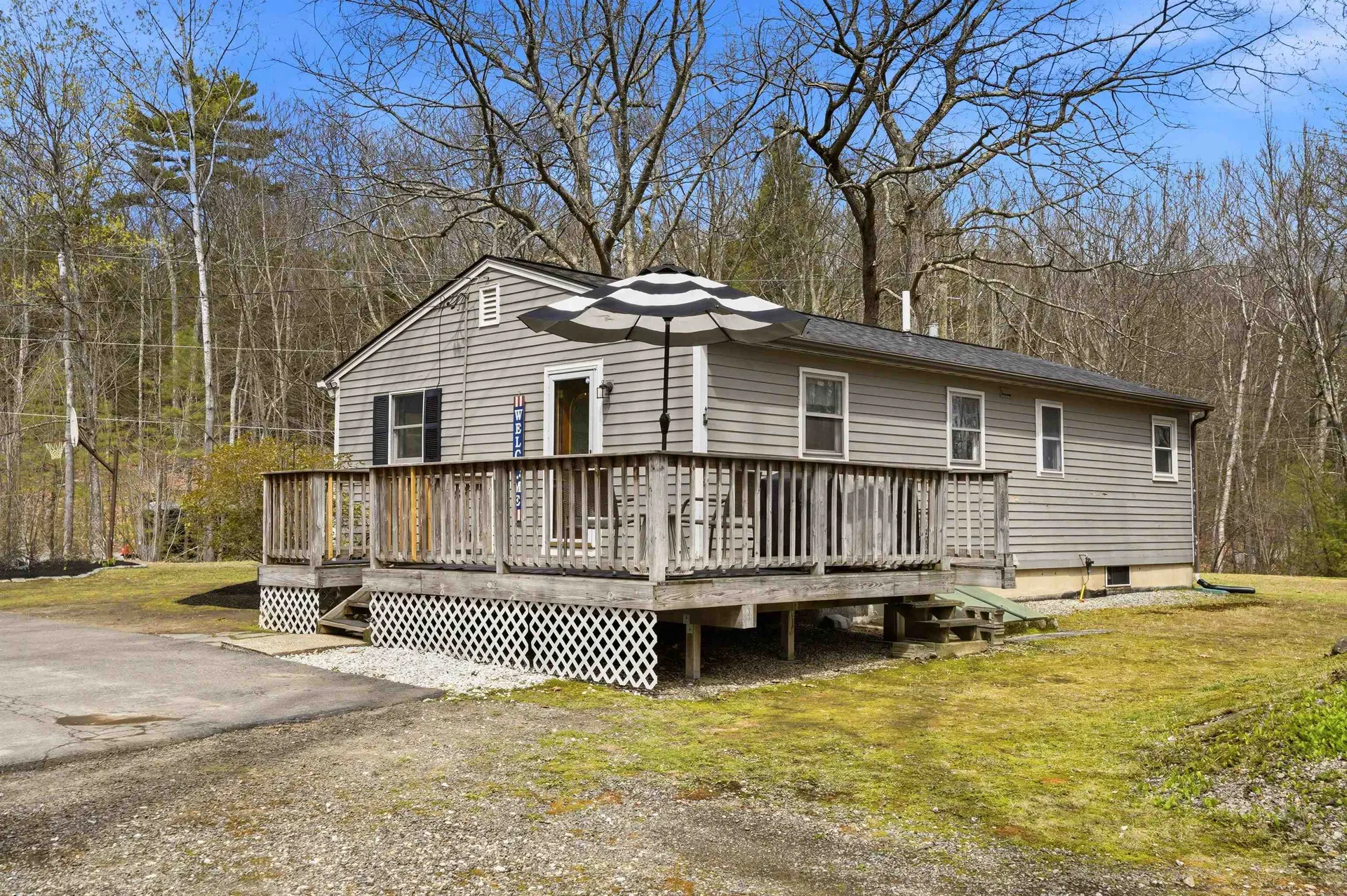 9 Tuttle Road Bedford NH 03110