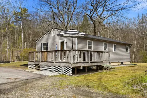 9 Tuttle Road Bedford NH 03110