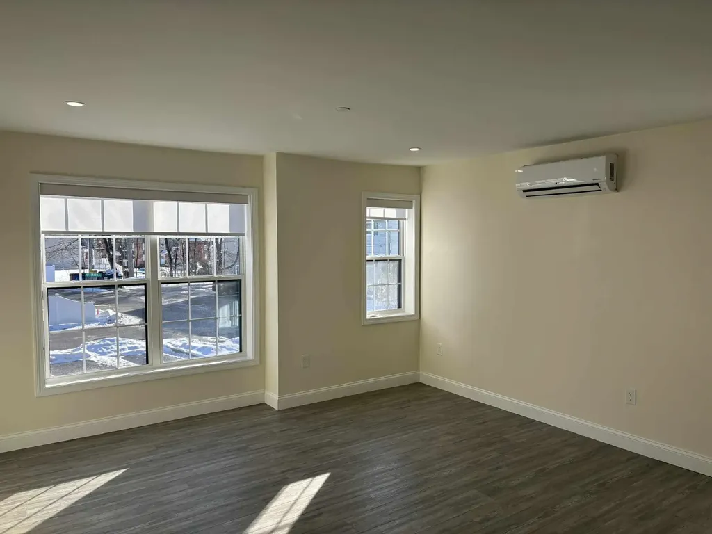 725 Central Avenue Dover NH 03820