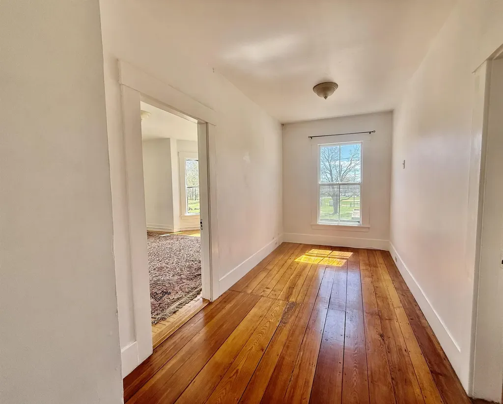 30 Sargents Avenue Nashua NH 03064