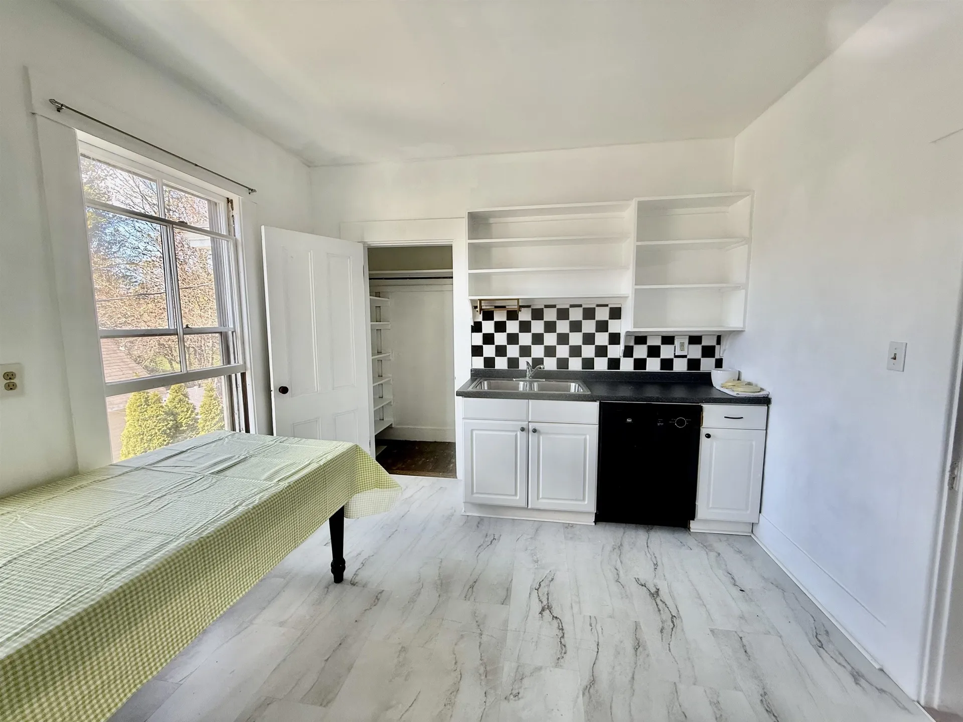 30 Sargents Avenue Nashua NH 03064