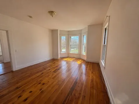 30 Sargents Avenue Nashua NH 03064