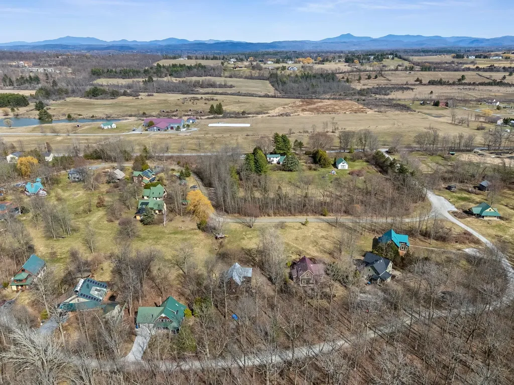 543 Ten Stones Circle Charlotte VT 05445