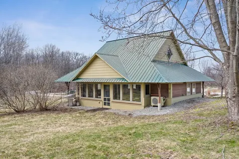 543 Ten Stones Circle Charlotte VT 05445