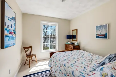28 Lake Road Epsom NH 03234