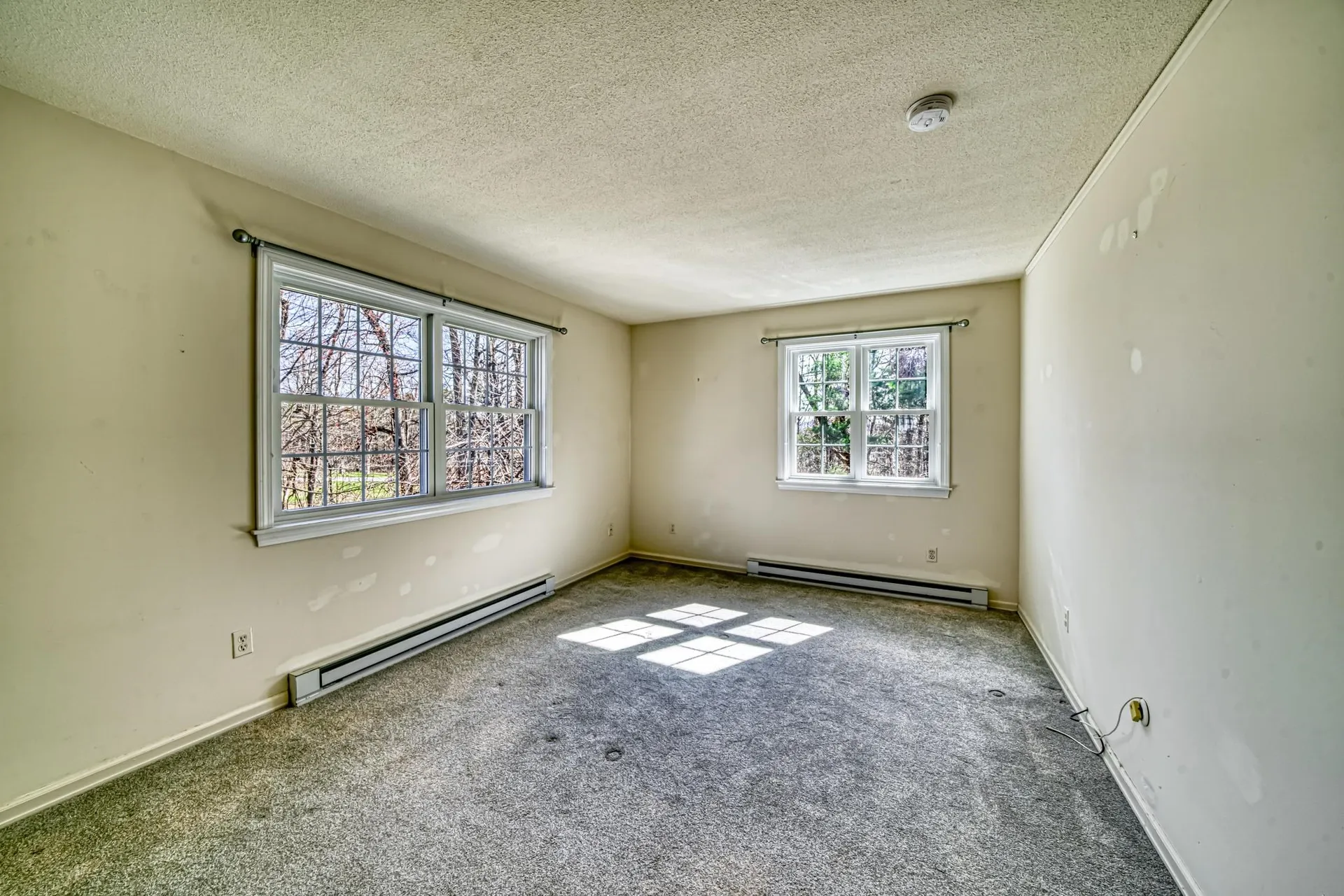 19 Hilltop Place New London NH 03257