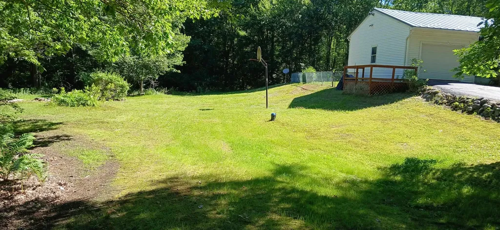 335 Chestnut Hill Road Farmington NH 03835