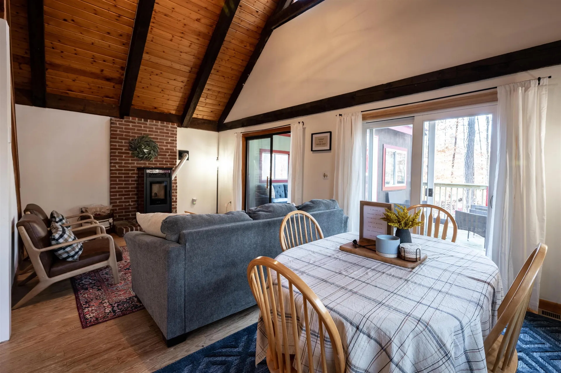 135 Pine River Path Effingham NH 03882