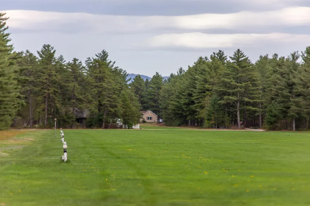 36 Logan Way Ossipee NH 03890