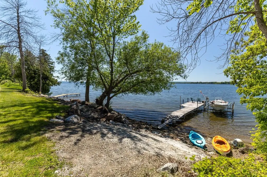 1600 West Shore Road Isle La Motte VT 05463