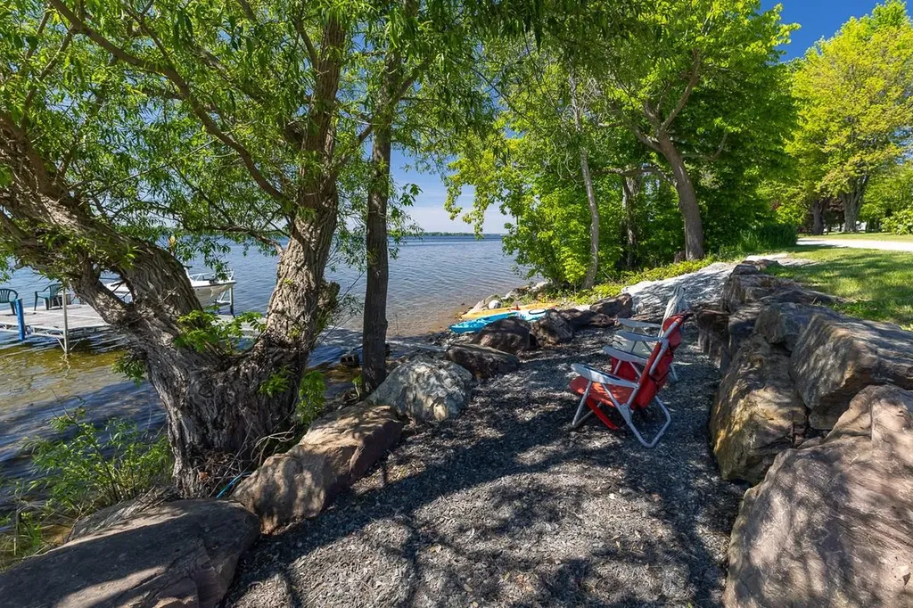 1600 West Shore Road Isle La Motte VT 05463