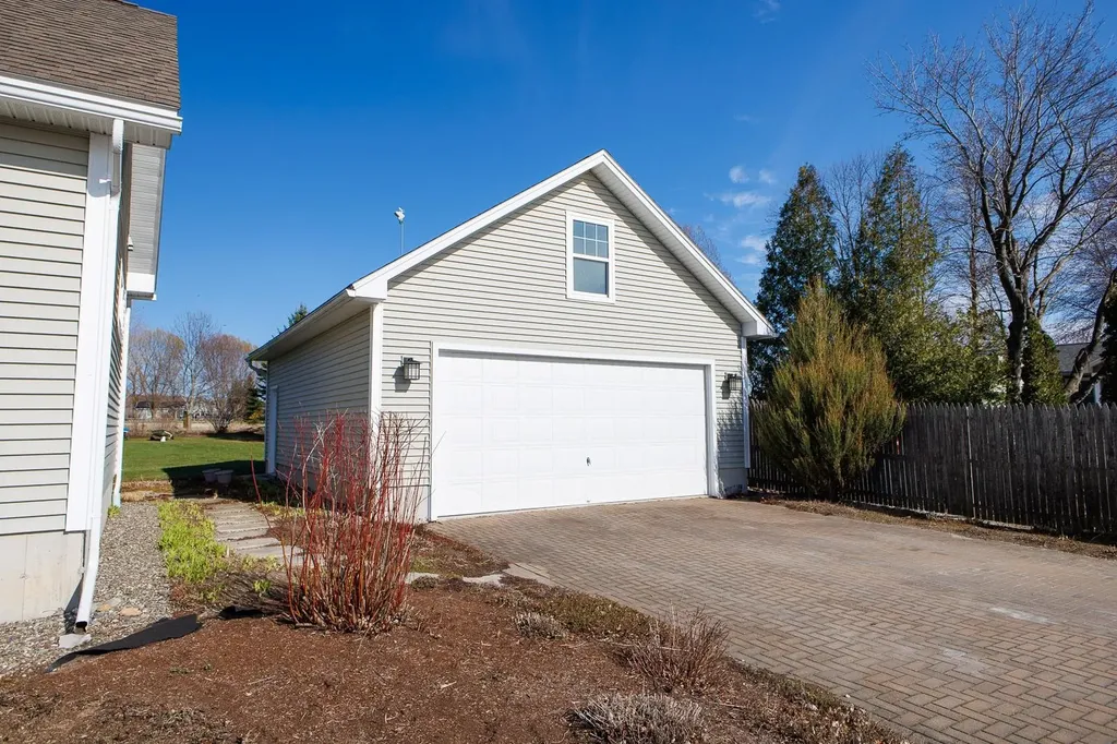 1600 West Shore Road Isle La Motte VT 05463