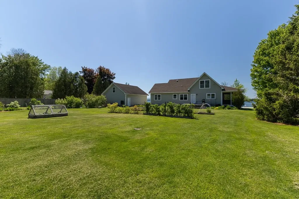 1600 West Shore Road Isle La Motte VT 05463