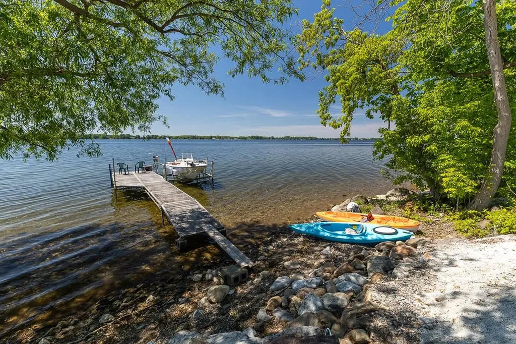 1600 West Shore Road Isle La Motte VT 05463