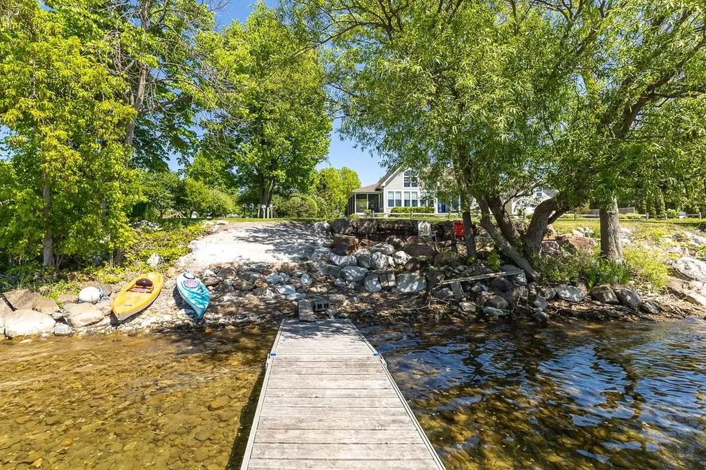 1600 West Shore Road Isle La Motte VT 05463