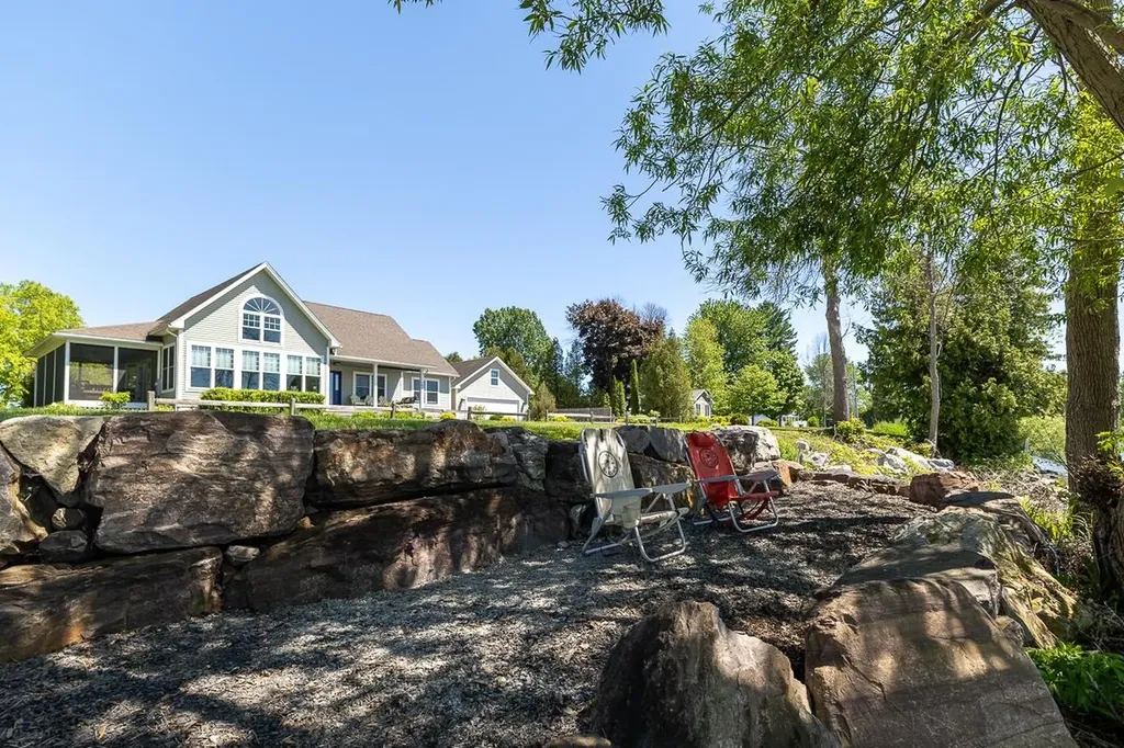1600 West Shore Road Isle La Motte VT 05463